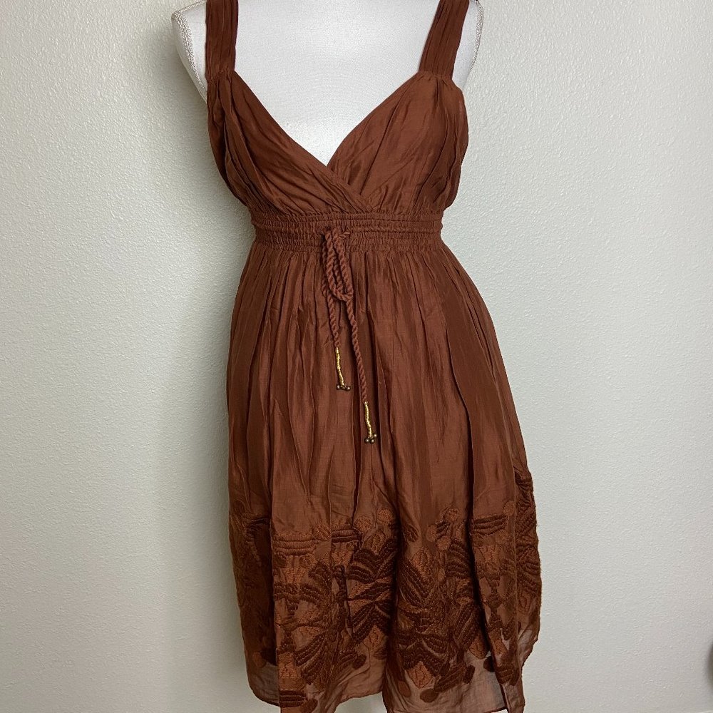 Banana Republic sun midi dress Embroidery Drapery